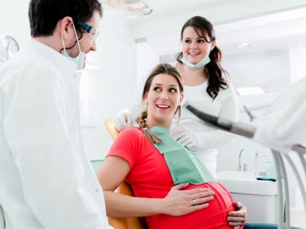 viêm lợi trùm răng khôn khi có bầu